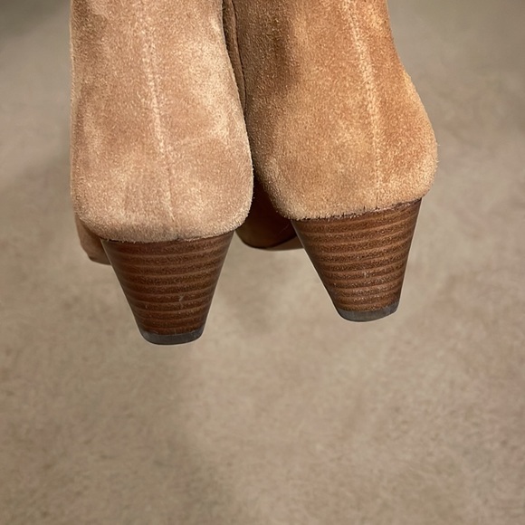 Something Navy tan heeled boots - Picture 3 of 3